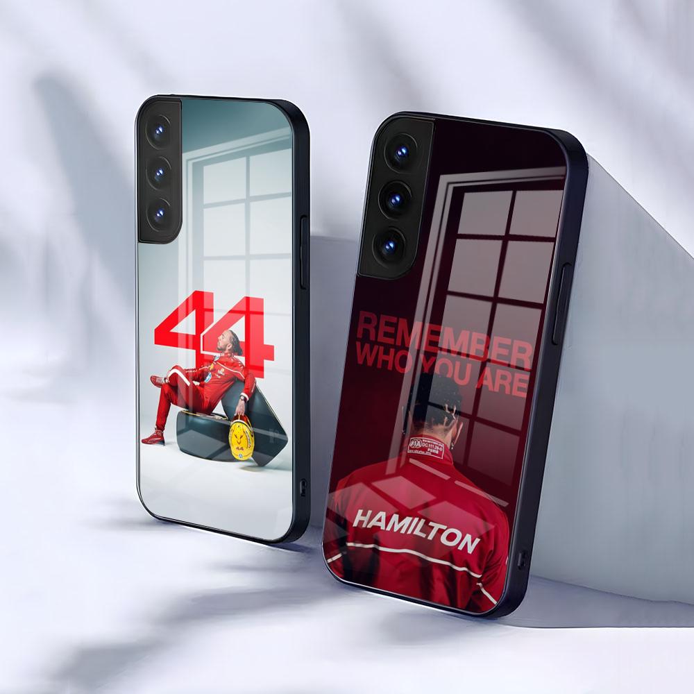 Phone Cases Hamilton - غطاء هاتف زجاجي أسود بتصميم 44