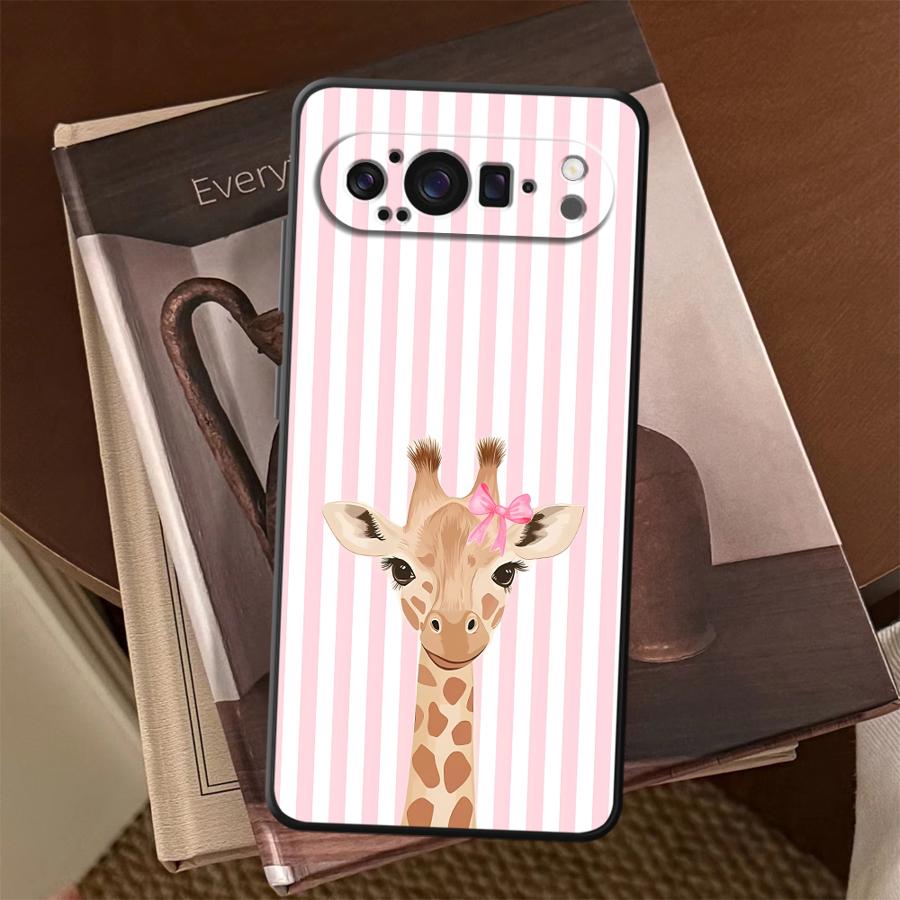 غطاء هاتف كرتوني على شكل زرافة - مراجعة Phone Cases Pixel 10 Pro وسعره
