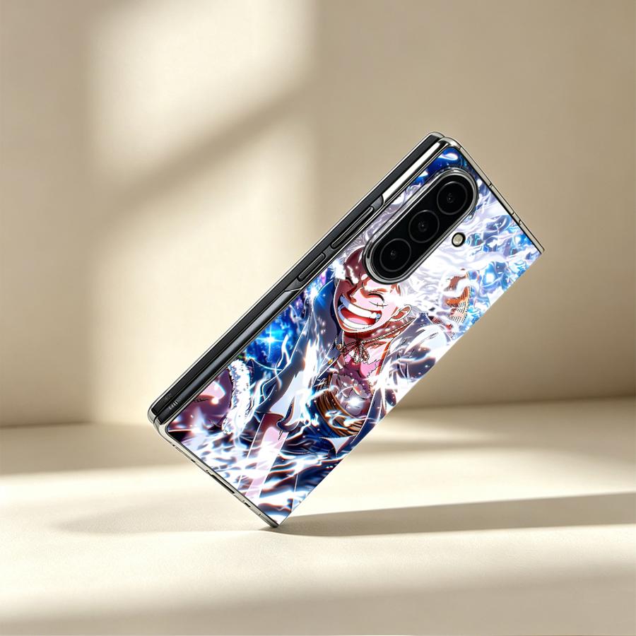 غطاء هاتف شفاف ناعم بتصميم كرت - مراجعة Phone Cases Z Fold 6 وسعره