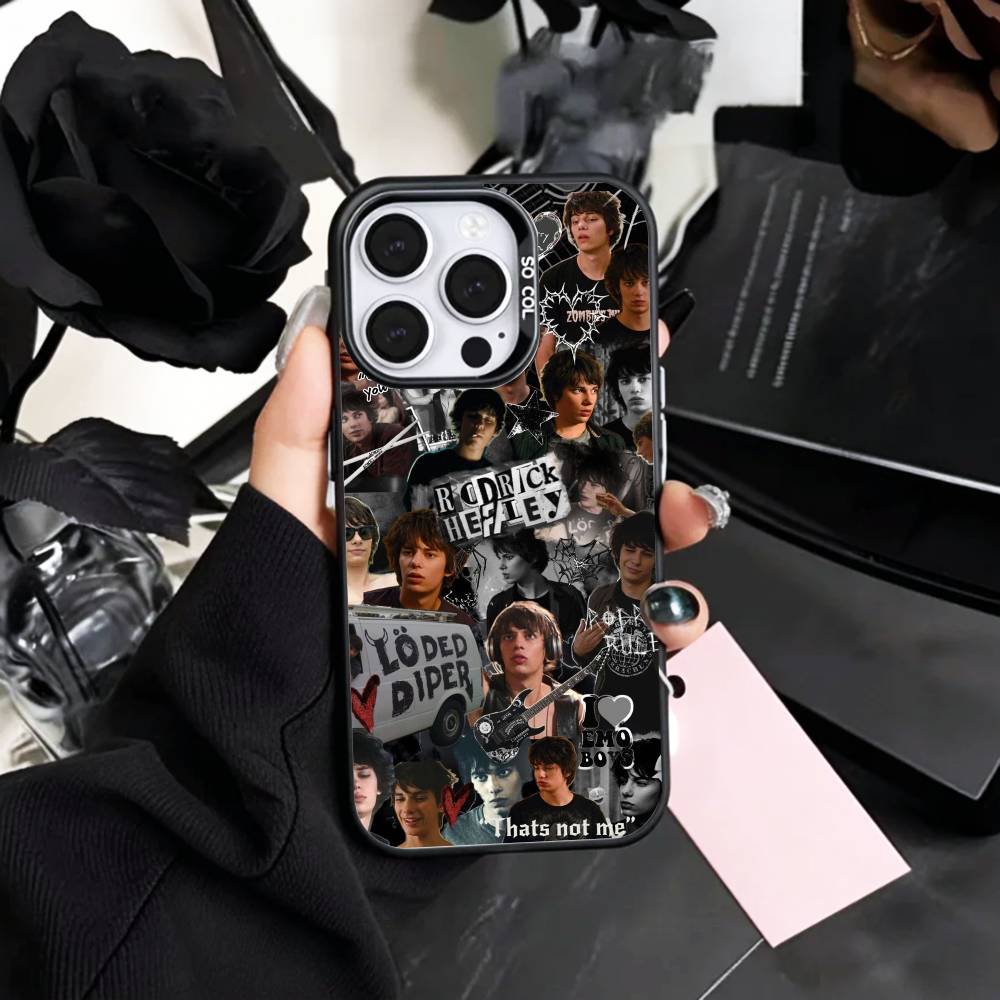 غطاء هاتف R-Rodrick H-Heffley  - مراجعة Phone Cases H&M وسعره