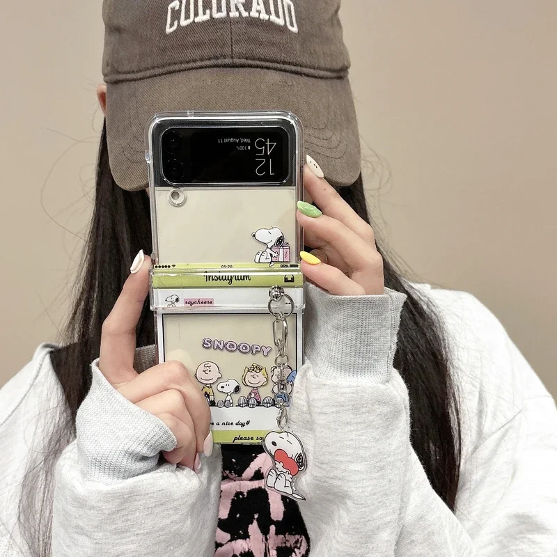غطاء هاتف شفاف بتصميم كرتوني ل - مراجعة Phone Cases Z Flip 5 وسعره