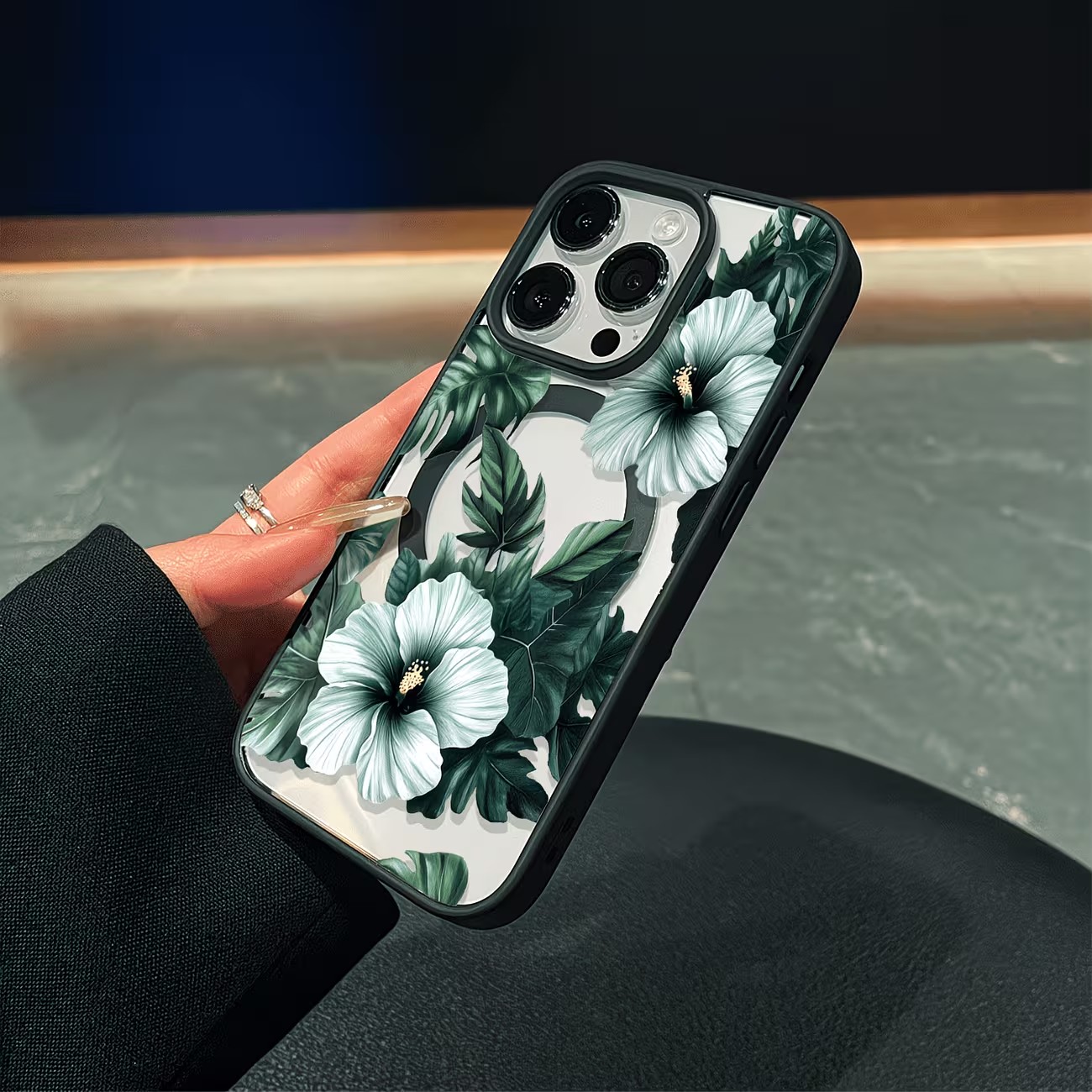 غطاء هاتف شفاف بتصميم زهور خضر - مراجعة Phone Cases Magsafe وسعره